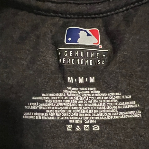 ❤️4/$10 Detroit Tigers Black T-Shirt - Picture 2 of 3